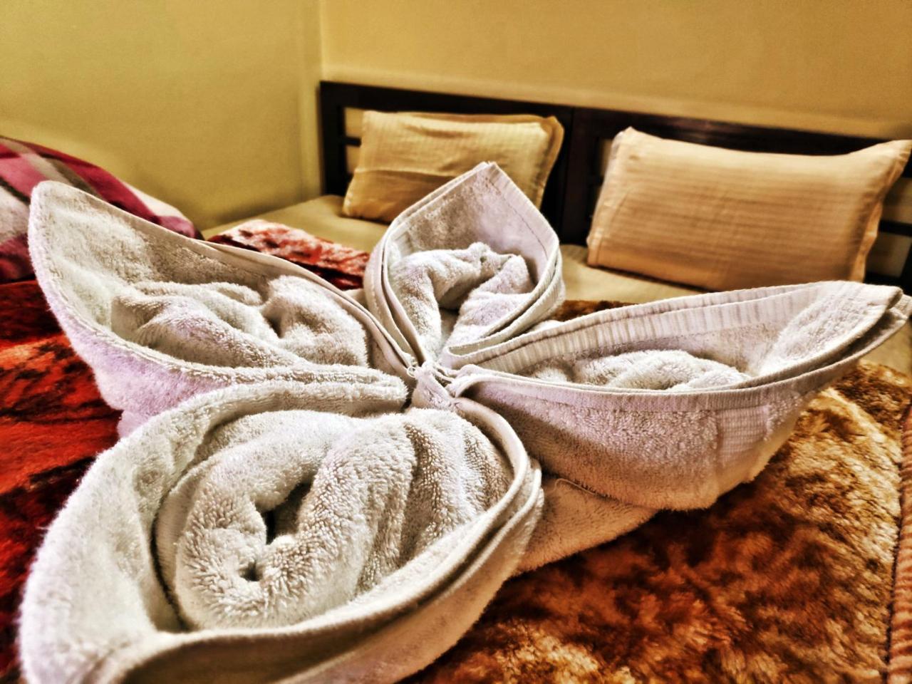 ครุฑ จัตติ ริเวอร์ รีสอร์ต Hotel ริชิเคช ภายนอก รูปภาพ